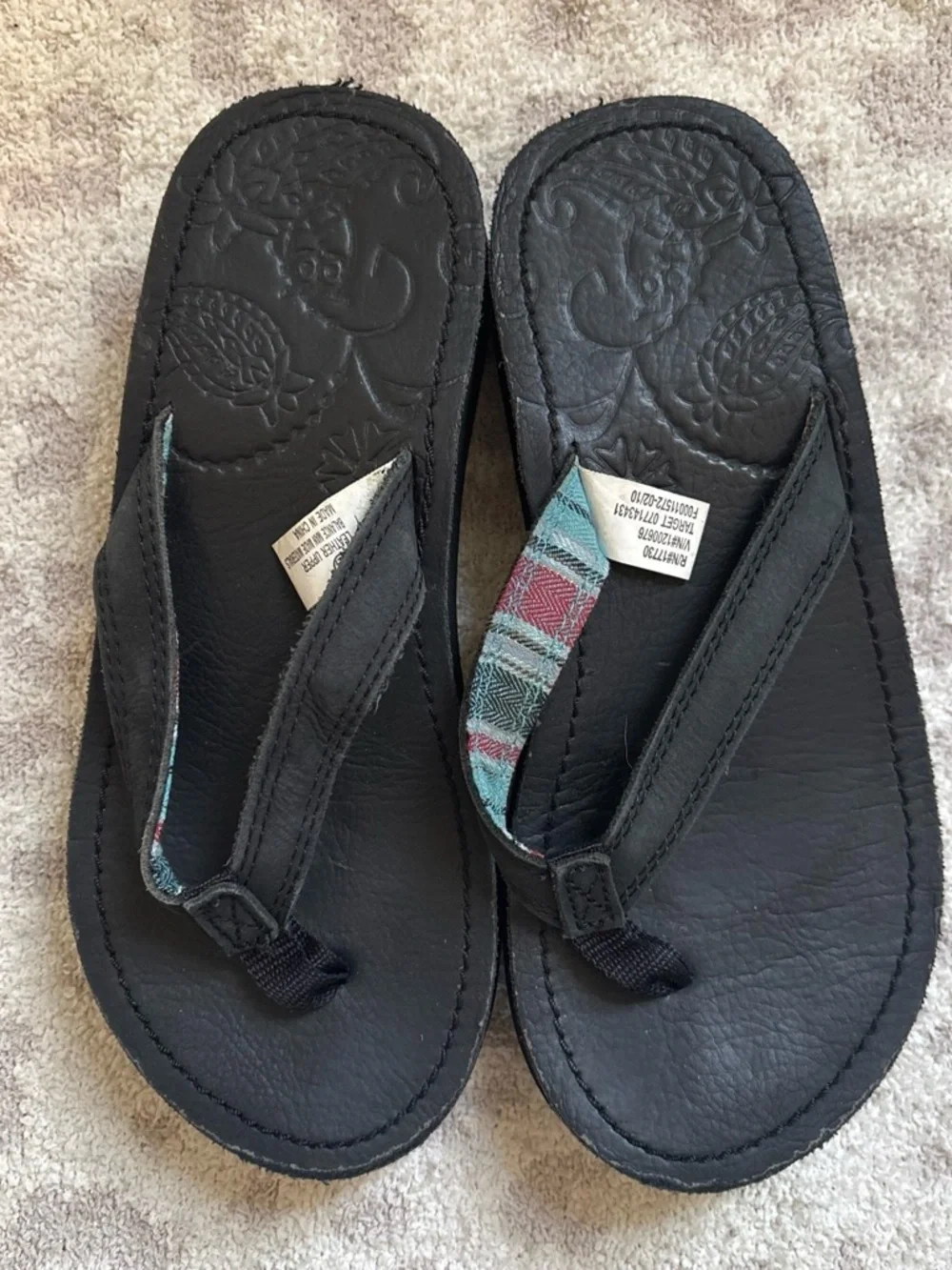 -sold- Vintage Y2K Black Platform Flip Flop Sandals